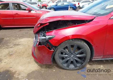 2024 Mazda Mazda3 из США, поврежденный, VIN 3MZBPABMXRM434704
